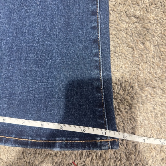 American Eagle Festival Flare Hi-rise Jeans - Picture 7 of 11